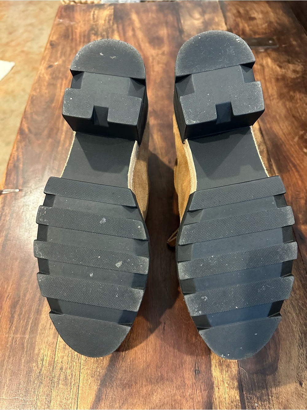 Kelsi Dagger Brown Suede Olga Platform Chukka - Picture 4 of 6
